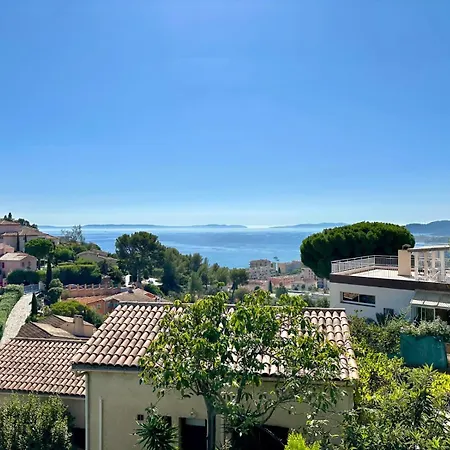 Villa 2 Pieces Vue Mer Plage A Pied Le Lavandou Exterior foto