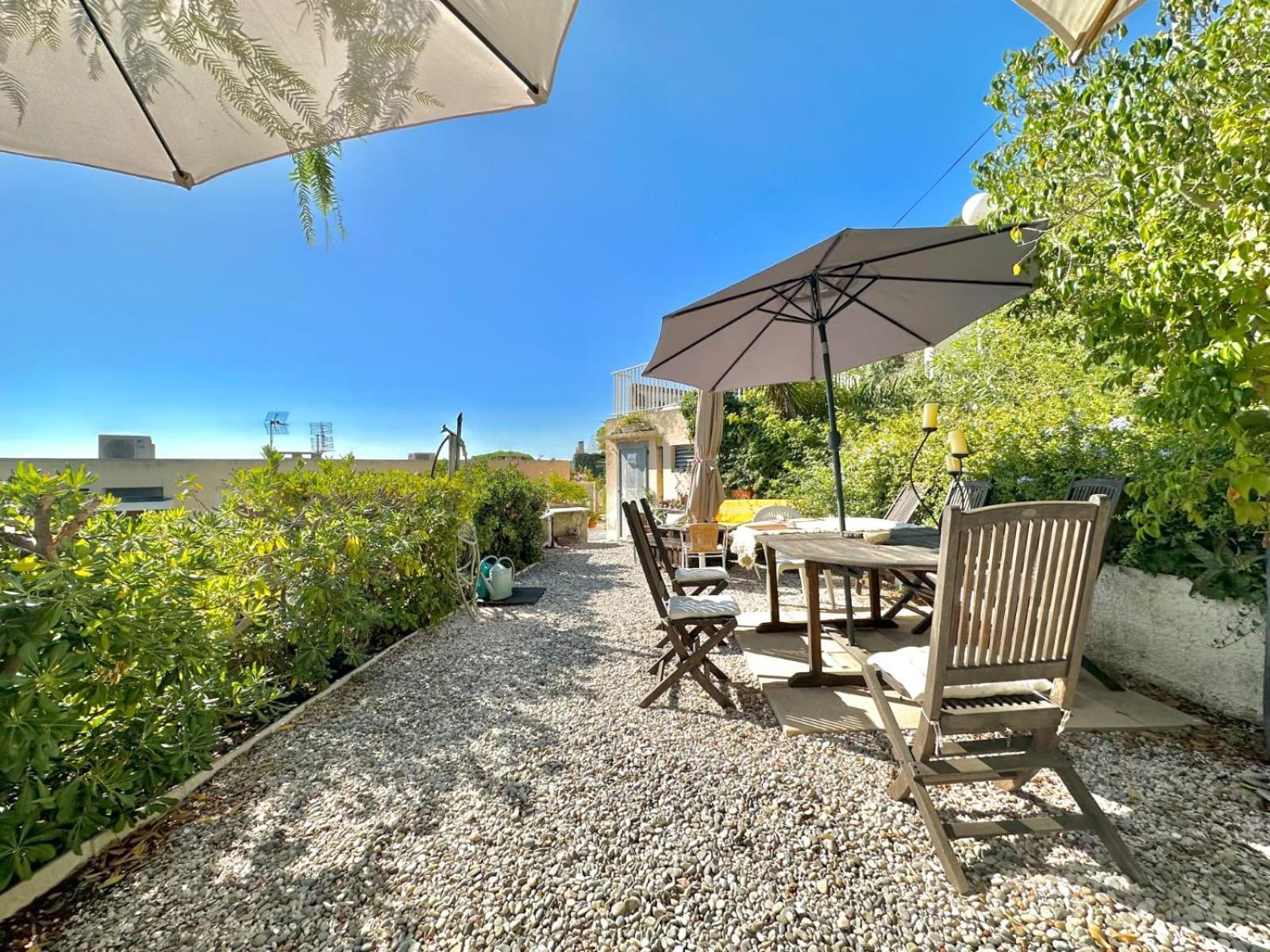 Villa 2 Pieces Vue A Pied Le Lavandou